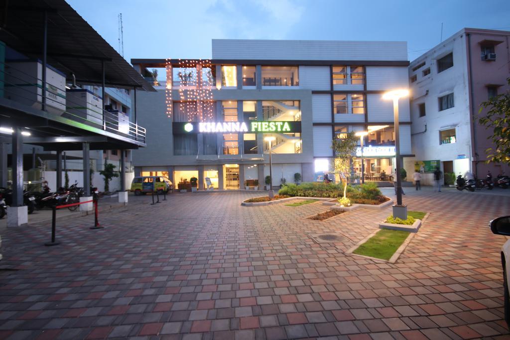 Khanna Fiesta Vellore Bagian luar foto